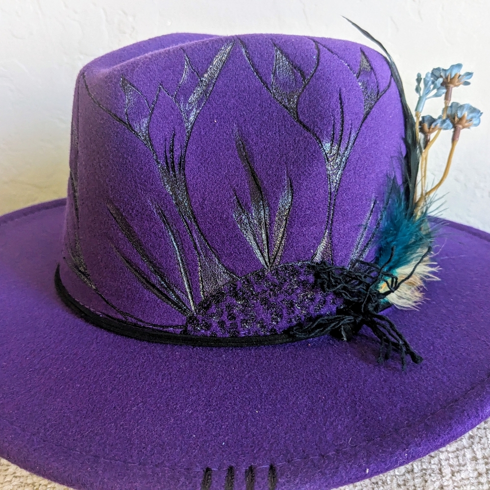 Hand burnt hat - Picture 4 of 4
